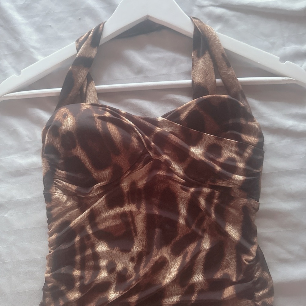 Leopard Print Ruched Dress - Picture 3 of 6